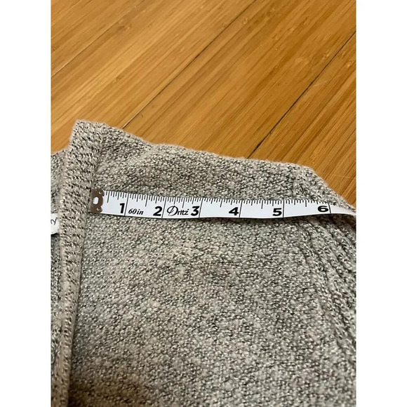 Liz Lange Maternity Sweater Womens XS Comfy Stretch Neutral Soft Cozy Fall Fuzzy - Picture 8 of 10